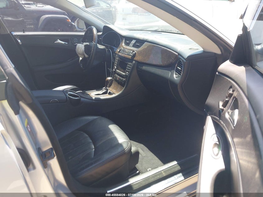 2008 MERCEDES-BENZ CLS 550 auction photo 5