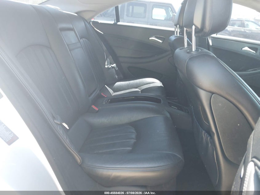 2008 MERCEDES-BENZ CLS 550 auction photo 8
