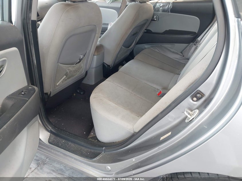 2010 HYUNDAI ELANTRA auction photo 8