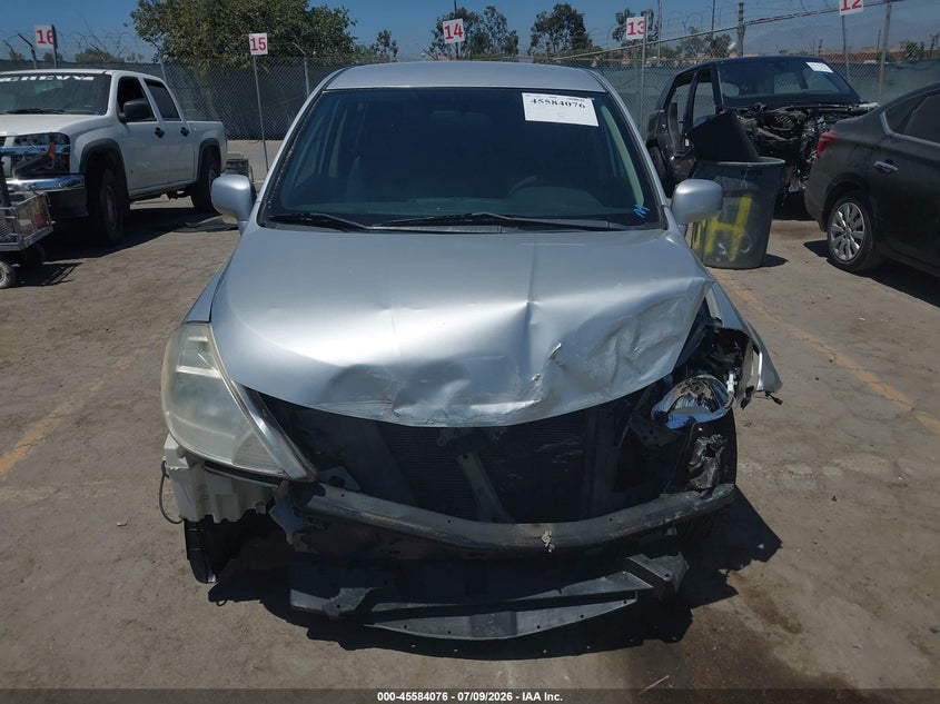 AtlanticExpress - Nissan Versa