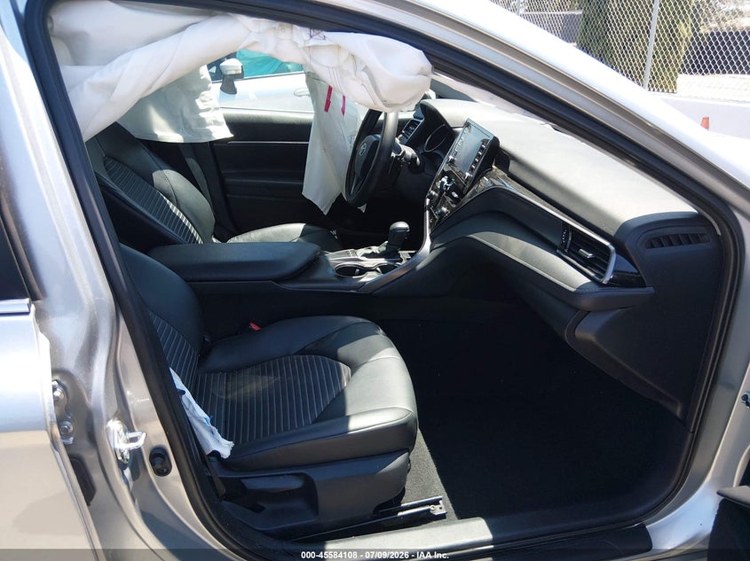 2024 TOYOTA CAMRY auction photo 5
