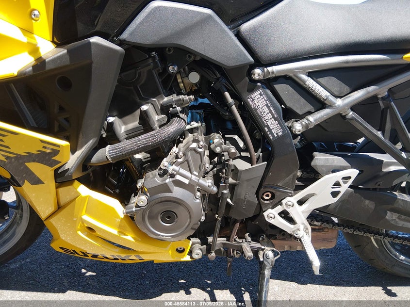 2025 Suzuki Gsx800 F VIN: JS1EM13B6S7100444 Lot: 45584113