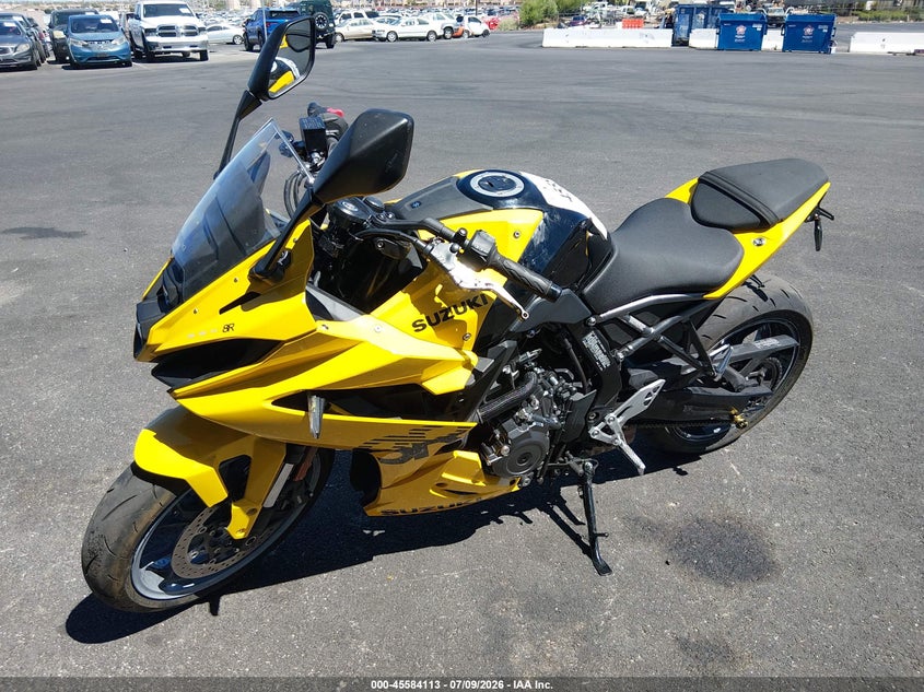 2025 SUZUKI GSX800 auction photo 2