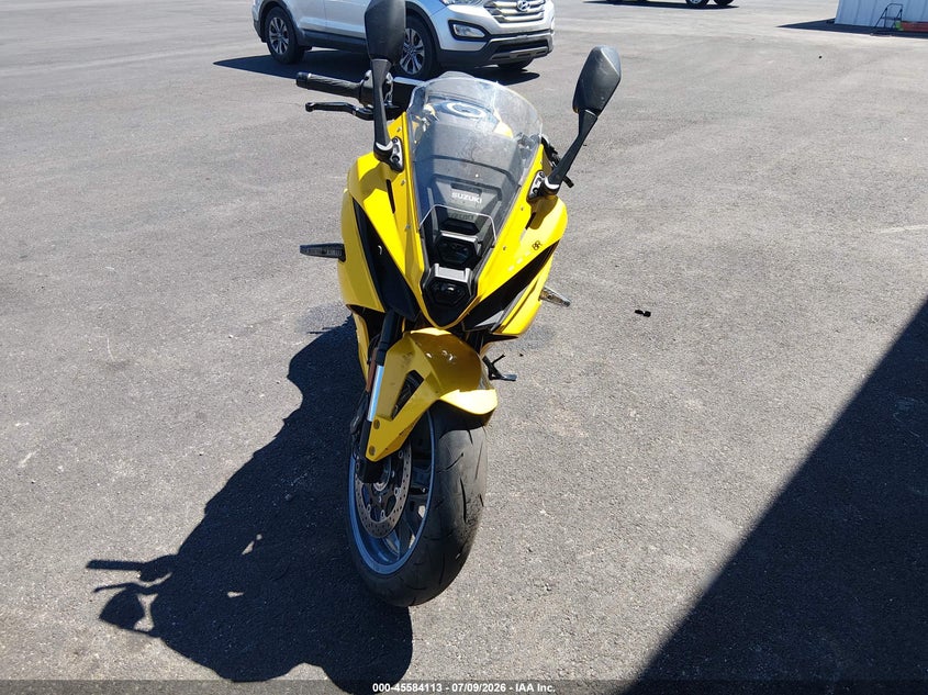 2025 SUZUKI GSX800 auction photo 5