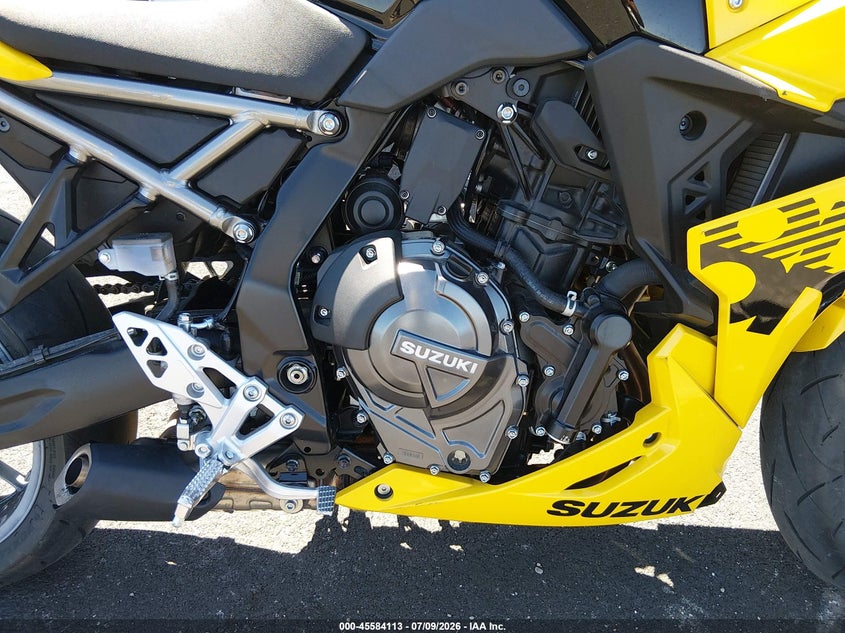 2025 SUZUKI GSX800 auction photo 8