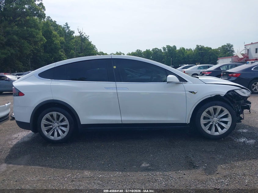 2016 Tesla Model X 60D/70D/75D/90D VIN: 5YJXCDE23GF026224 Lot: 45584140