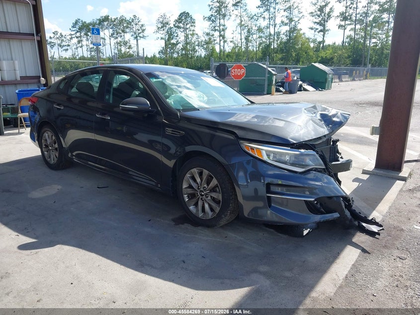 Vin: 5xxgt4l34hg131218, lot: 46082622, kia optima lx 2017 img_1