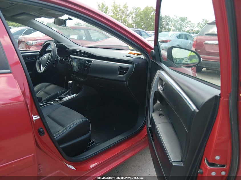 2015 TOYOTA COROLLA auction photo 5