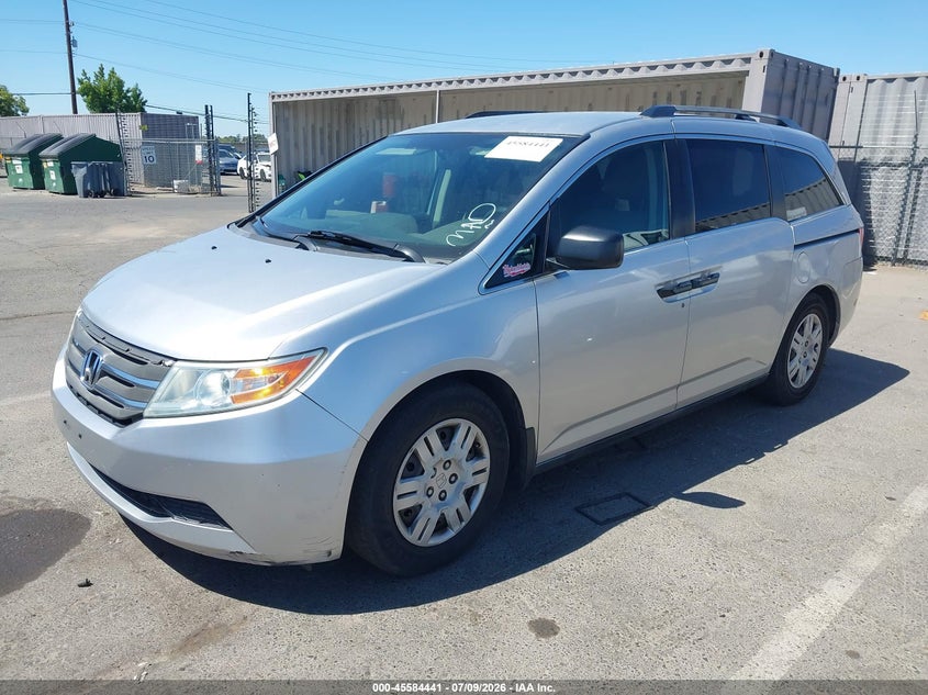 2011 Honda Odyssey, Front End, IAAI, VIN 5FNRL5H2XBB053665 — photo 2