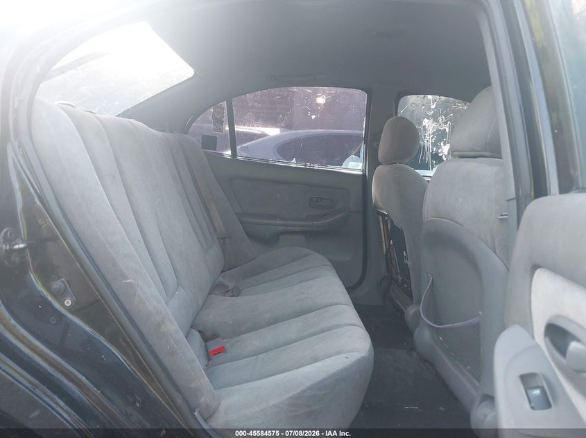 2005 HYUNDAI ELANTRA auction photo 8