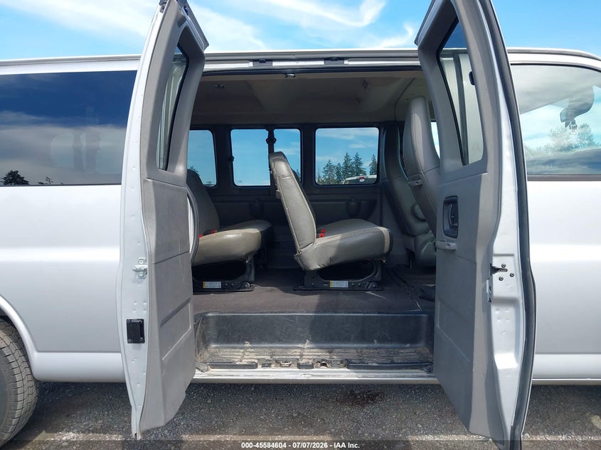2020 Chevrolet Express Passenger Rwd 3500 Extended Wheelbase Ls VIN: 1GAZGNFG7L1266952 Lot: 45584604