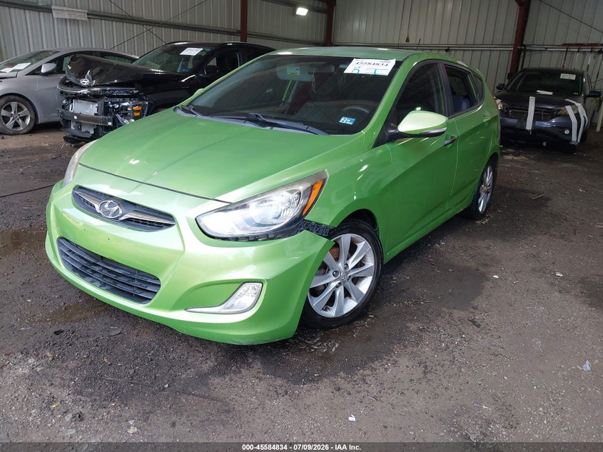 2013 Hyundai Accent, Угон, IAAI, VIN KMHCU5AE2DU074684 — фото 2