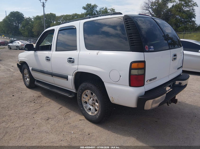2004 CHEVROLET TAHOE auction photo 3