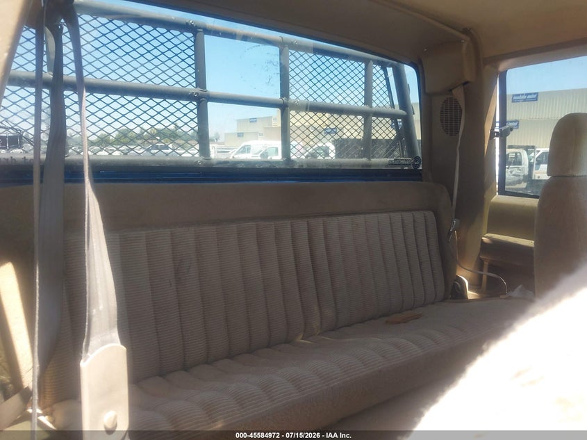1994 Chevrolet Gmt-400 K1500 VIN: 2GCEK19K6R1242741 Lot: 45584972