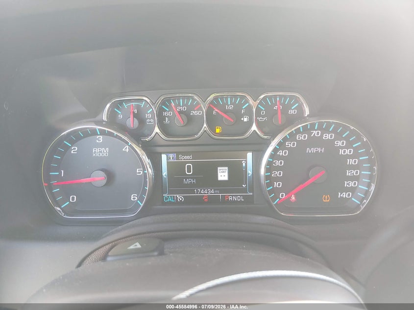 2018 CHEVROLET SUBURBAN auction photo 7