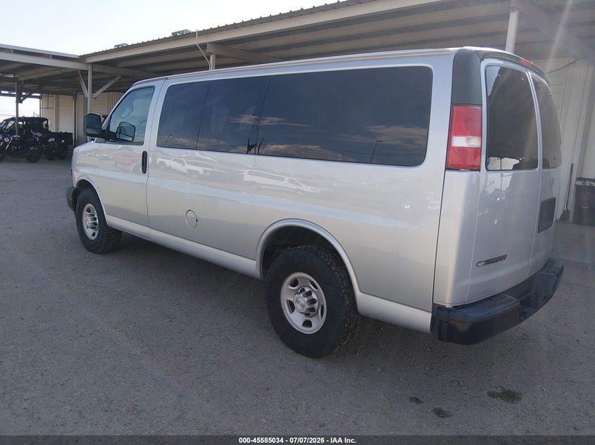 2019 CHEVROLET EXPRESS 2500 auction photo 3
