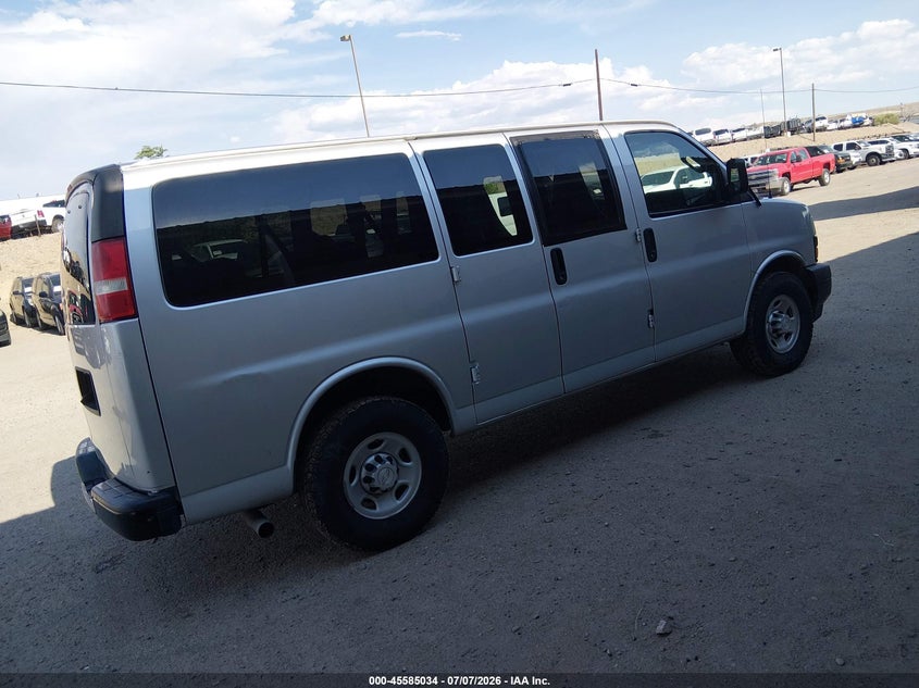 2019 CHEVROLET EXPRESS 2500 auction photo 4