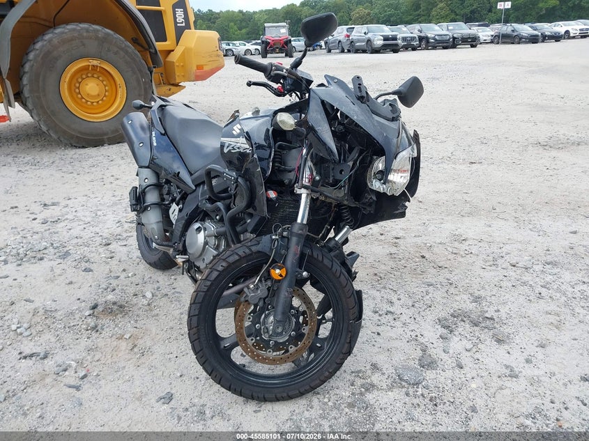 2011 Suzuki Dl650 A VIN: JS1VP54B4B2100033 Lot: 45585101