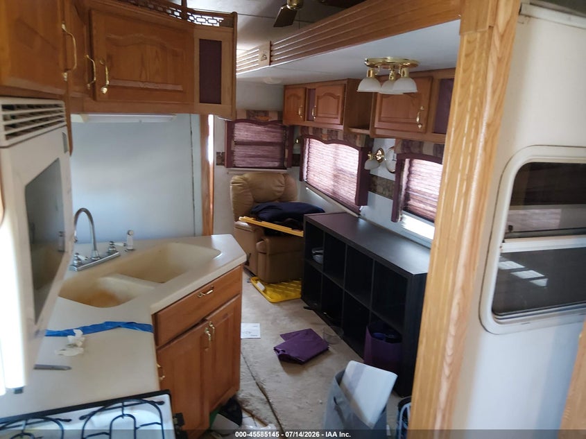 2002 CEDAR CREEK M-36RLTS auction photo 8