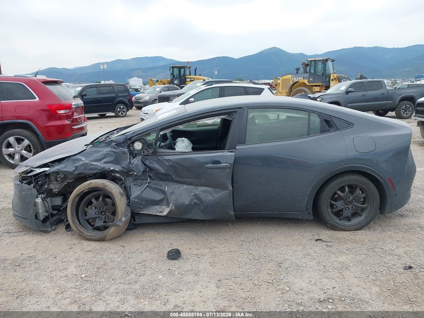 TOYOTA PRIUS - zdjęcie 14
