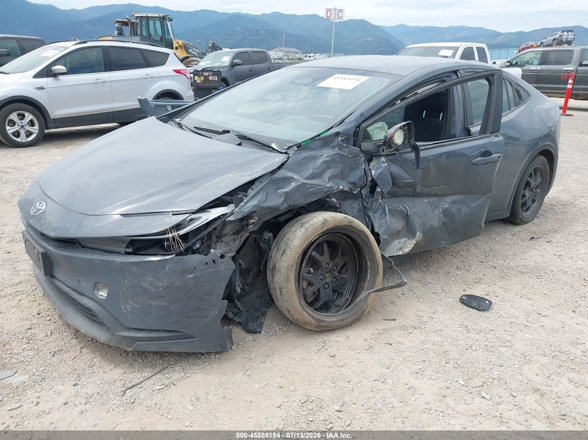 TOYOTA PRIUS - zdjęcie 2