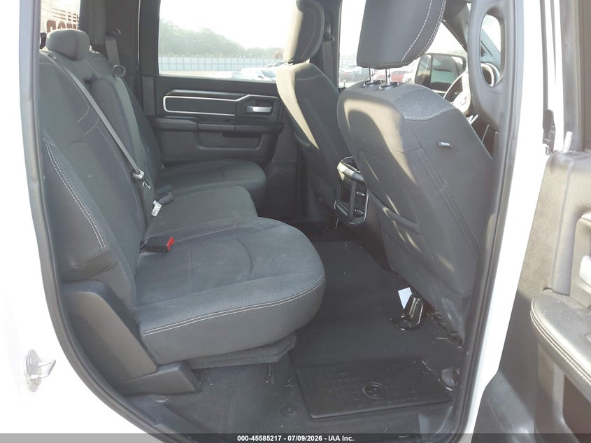 2019 Ram 2500 Big Horn 4X4 6'4 Box VIN: 3C6UR5DL4KG683402 Lot: 45585217