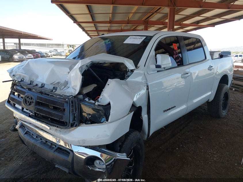 2013 TOYOTA TUNDRA auction photo 2