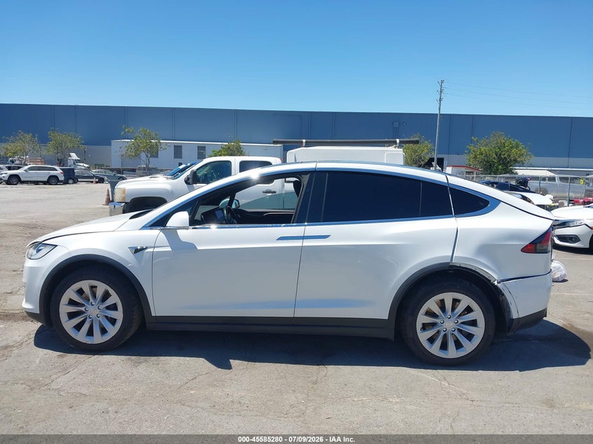 2020 Tesla Model X Long Range Dual Motor All-Wheel Drive/Long Range Plus Dual Motor All-Wheel Drive VIN: 5YJXCAE26LF242156 Lot: 45585280