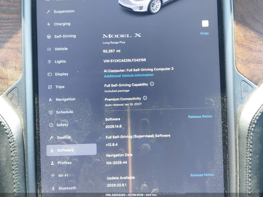 2020 Tesla Model X Long Range Dual Motor All-Wheel Drive/Long Range Plus Dual Motor All-Wheel Drive VIN: 5YJXCAE26LF242156 Lot: 45585280