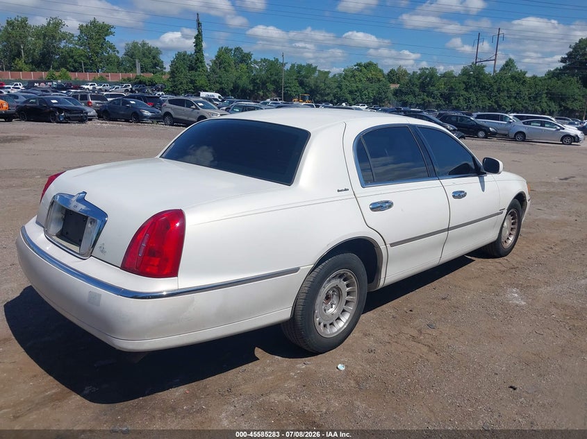 AtlanticExpress - Lincoln Town Car