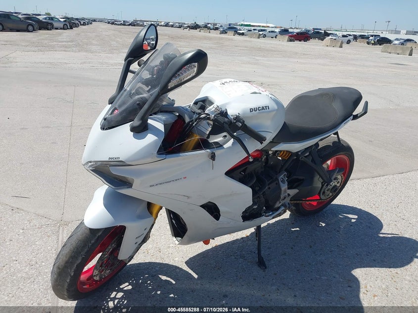 2017 DUCATI SUPERSPORT auction photo 2