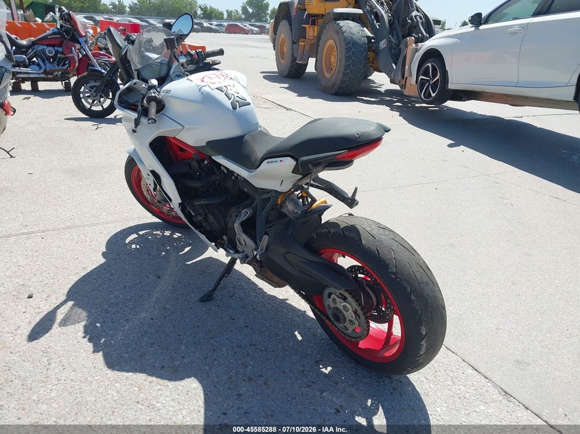 2017 DUCATI SUPERSPORT auction photo 3