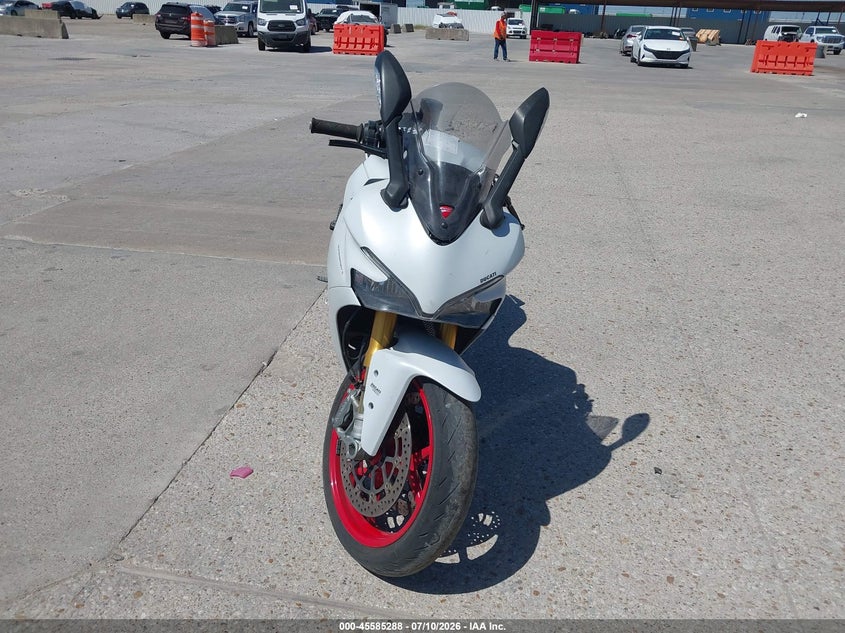 2017 DUCATI SUPERSPORT auction photo 5