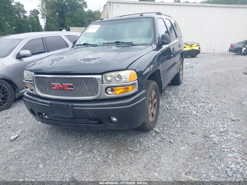 2003 GMC YUKON auction photo 2
