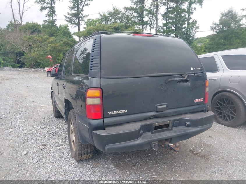 2003 GMC YUKON auction photo 3