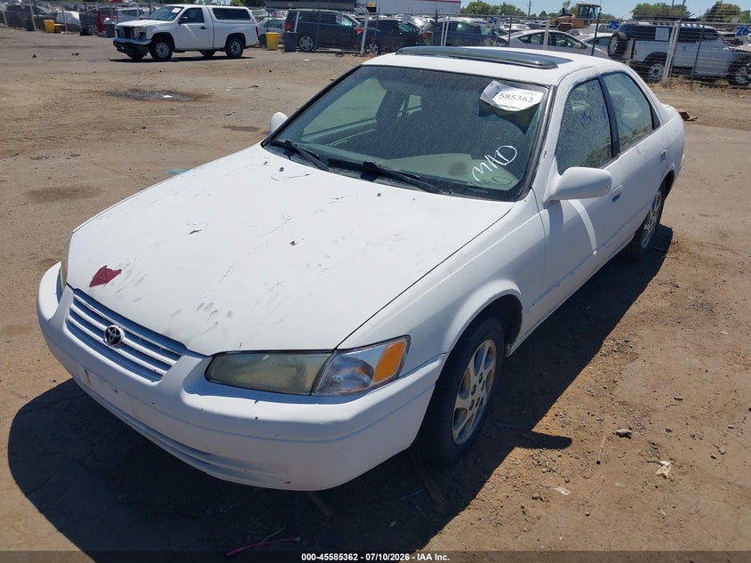 1998 Toyota Camry Xle V6 4T1BF28K0WU926002 photo 1