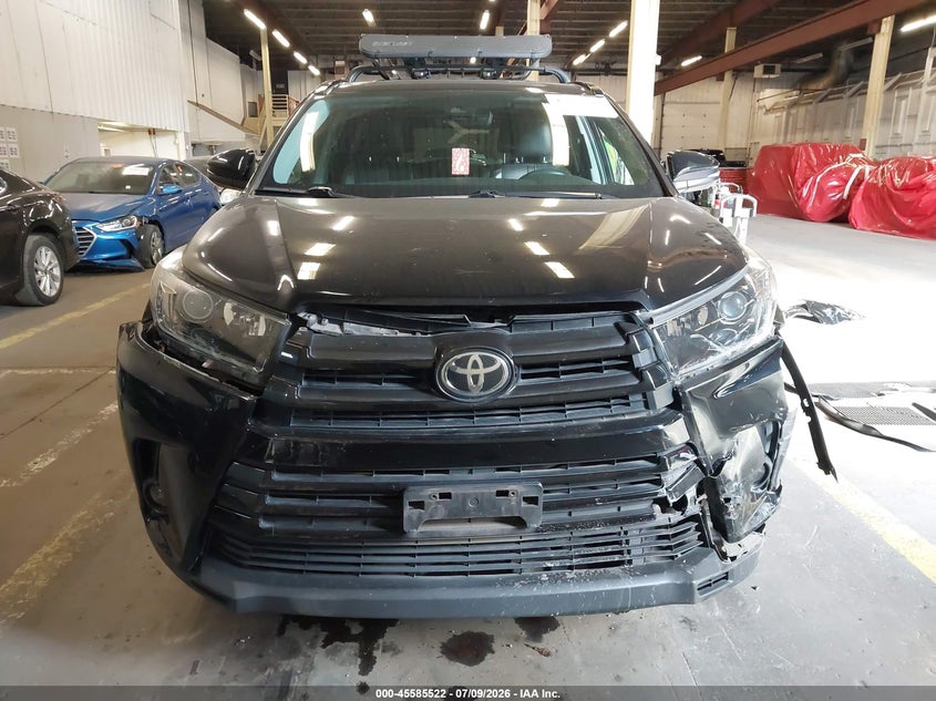 TOYOTA HIGHLANDER - zdjęcie 12