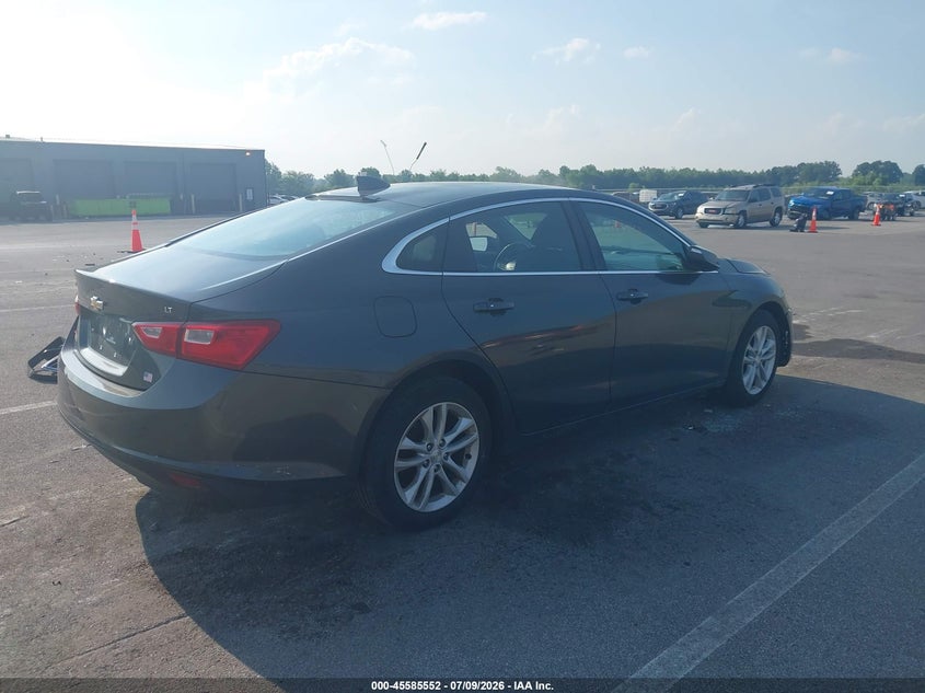 2017 CHEVROLET MALIBU auction photo 4