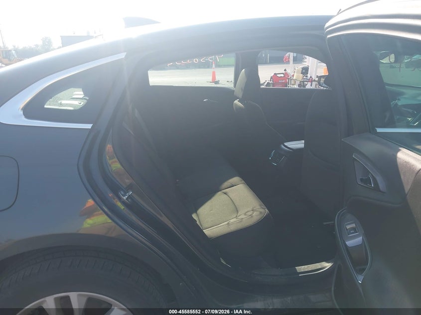 2017 CHEVROLET MALIBU auction photo 8