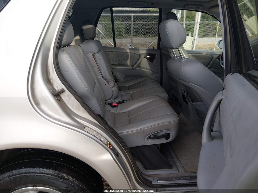 2002 MERCEDES-BENZ ML 320 auction photo 8