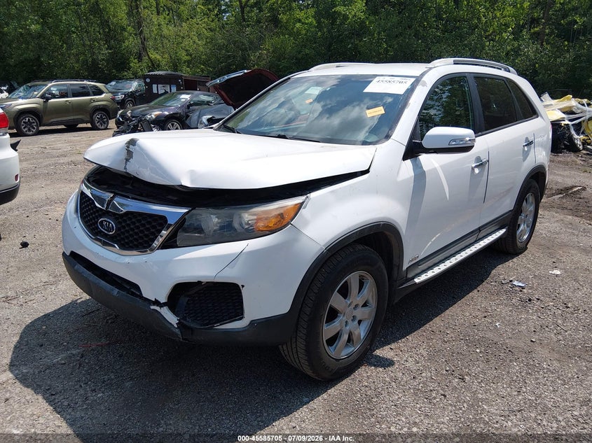 2013 Kia Sorento, Удар спереду, IAAI, VIN 5XYKTDA21DG310813 — фото 2