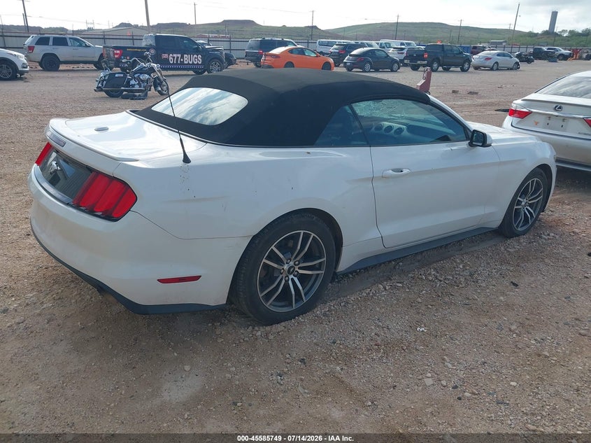 FORD MUSTANG - zdjęcie 4