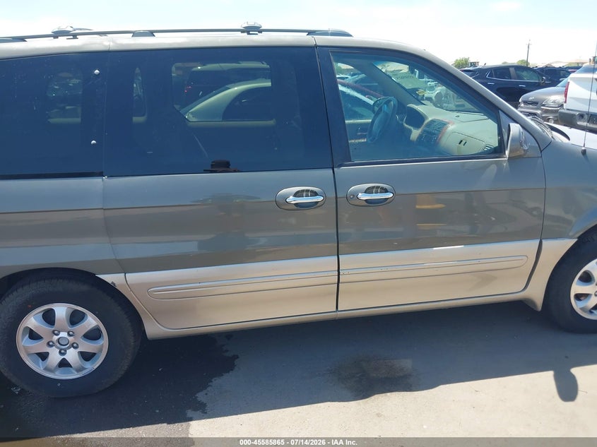 2005 Kia Sedona Ex/Lx VIN: KNDUP132956639885 Lot: 45585865