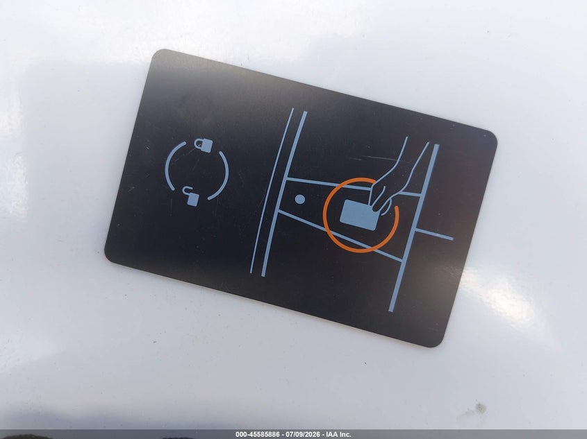 TESLA MODEL 3 - zdjęcie 11