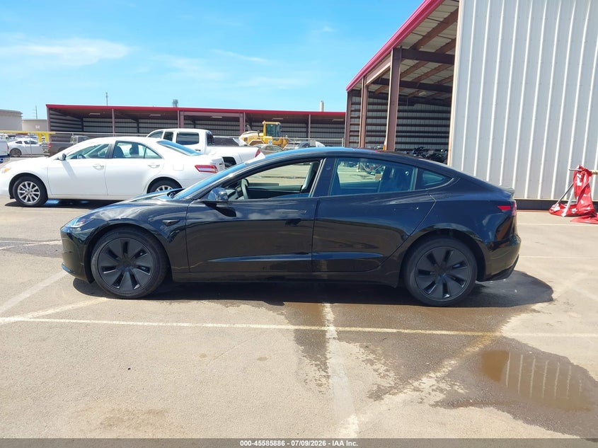 TESLA MODEL 3 - zdjęcie 14