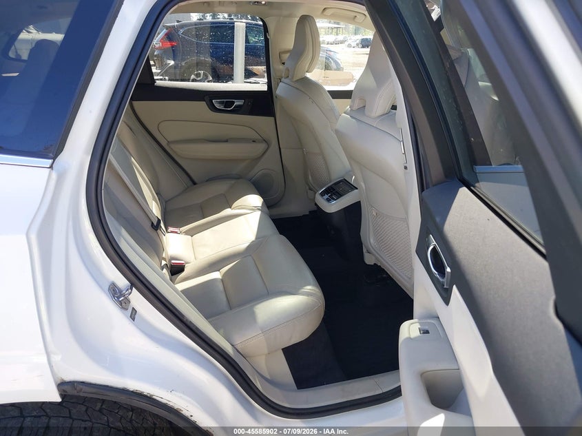 2021 Volvo Xc60 T5 Inscription VIN: YV4102RL1M1753823 Lot: 45585902