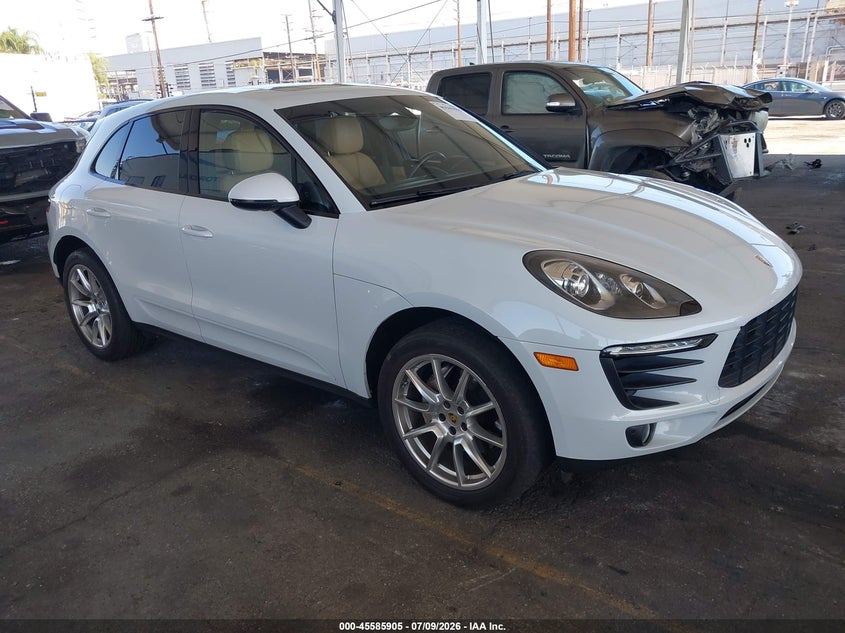 2016 Porsche Macan