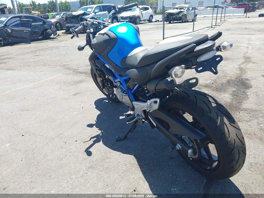 2009 SUZUKI SFV650 auction photo 3