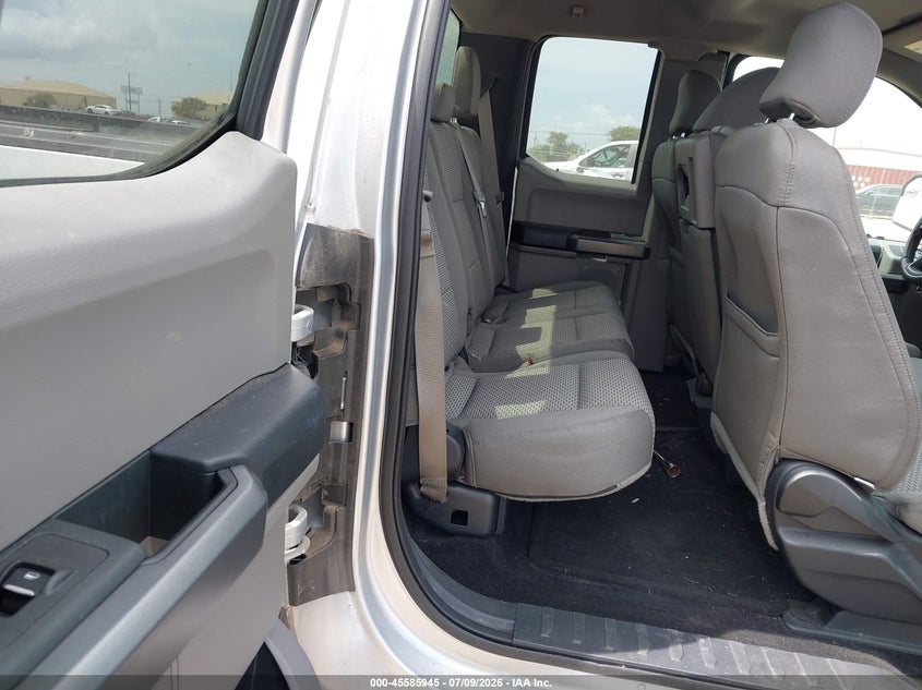 2015 FORD F-150 auction photo 8