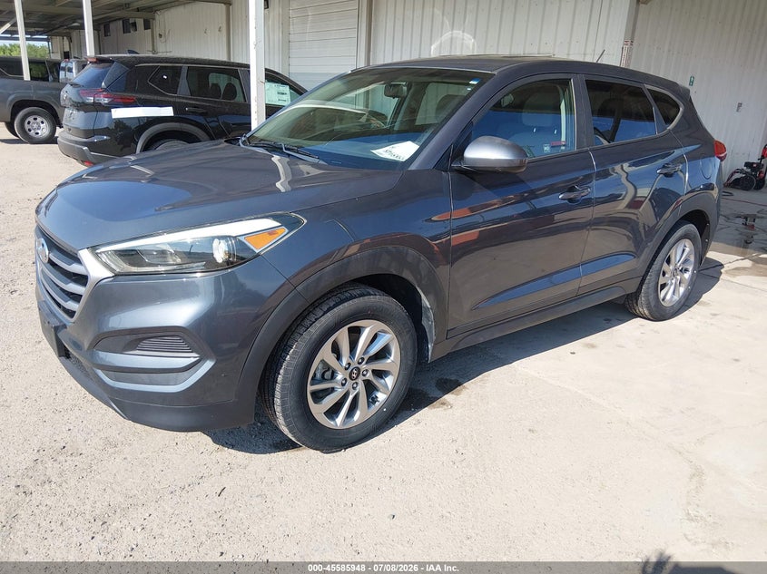 2018 HYUNDAI TUCSON auction photo 2